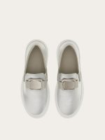 Ferragamo New Vara plate slip on - Image 6
